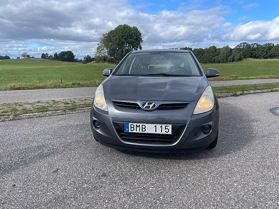 Hyundai i20 4 of 18