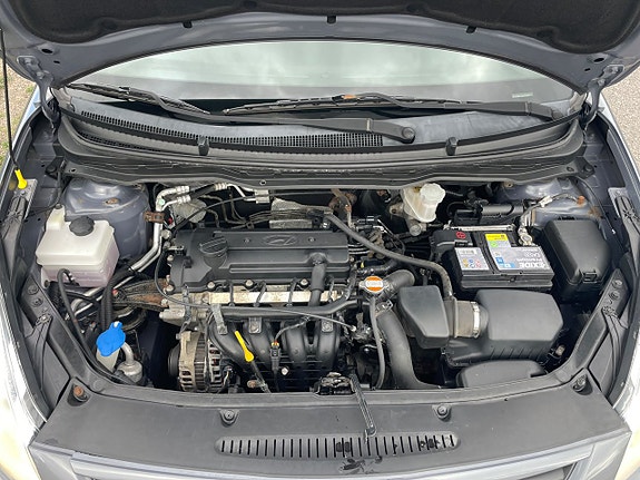 Hyundai i20 12 of 18