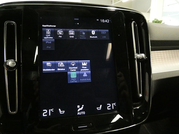 Volvo XC40 23 of 26