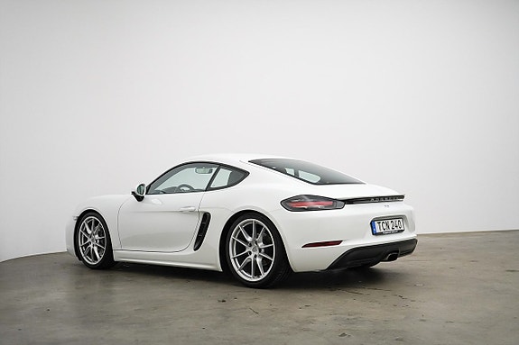 Porsche 718 Cayman 5 of 23