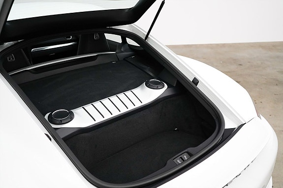 Porsche 718 Cayman 18 of 23