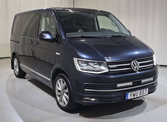 Volkswagen Multivan 4 of 15