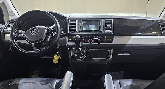 Volkswagen Multivan 3 of 15