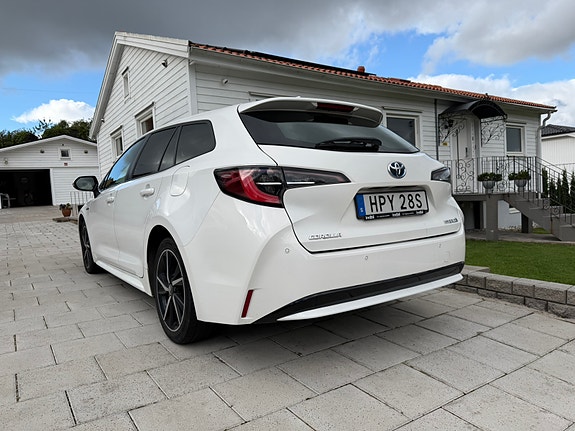 Toyota Corolla 2 of 10