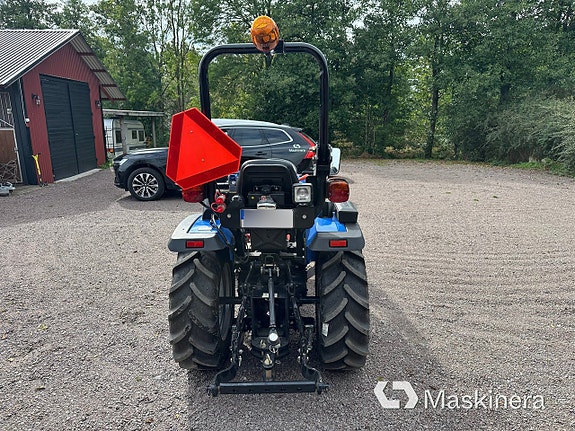 Kompakttraktor Solis 26 4WD 3 of 27