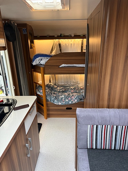 Weinsberg W51 2 of 7