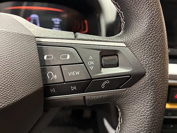Seat Arona 9 of 23