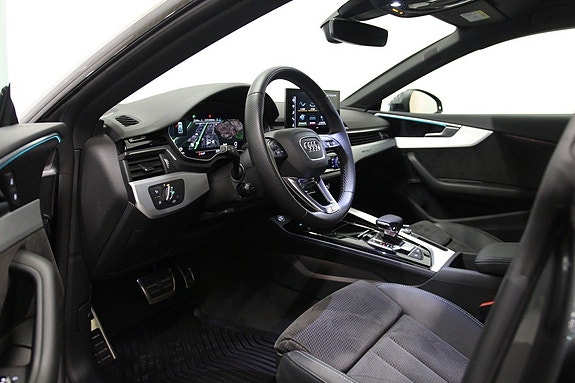Audi A5 4 of 28