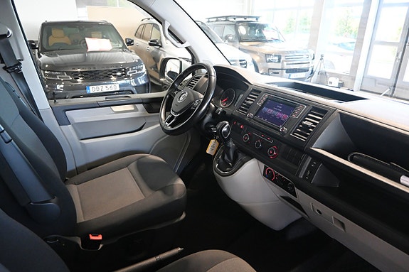 Volkswagen Transporter 10 of 23