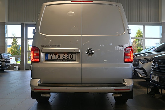 Volkswagen Transporter 4 of 23