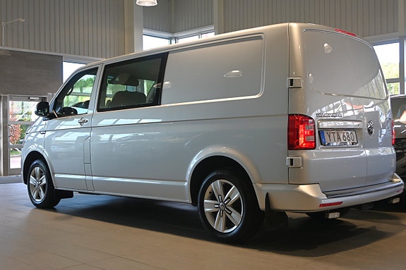 Volkswagen Transporter 3 of 23