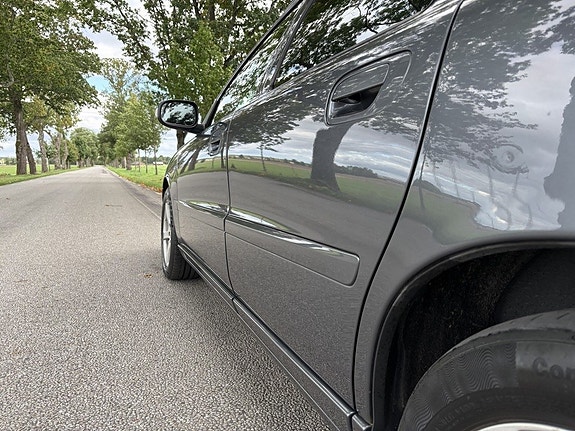 Volvo V70 16 of 18