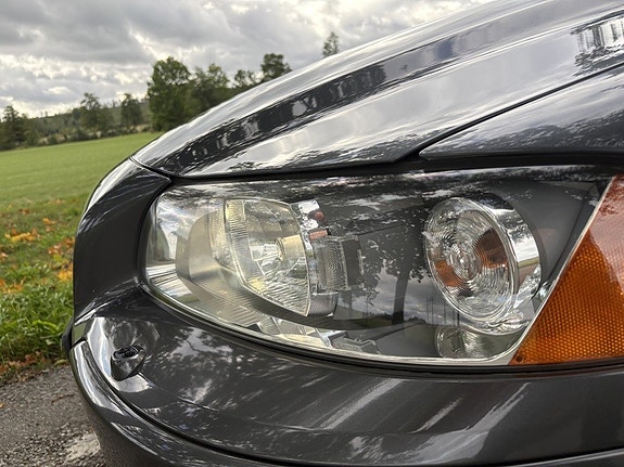 Volvo V70 13 of 18