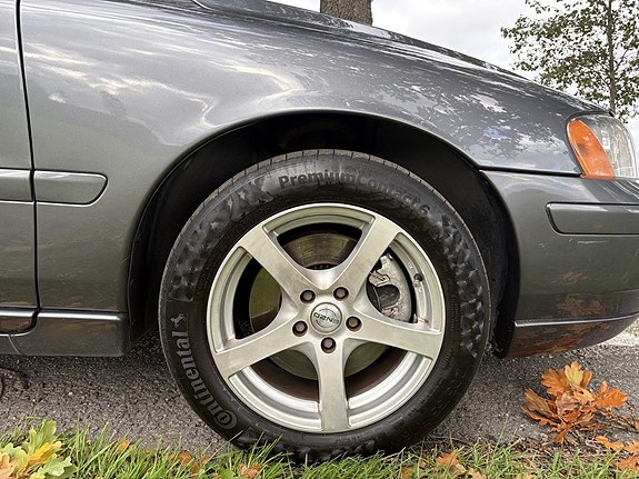 Volvo V70 14 of 18