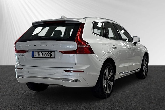 Volvo XC60 3 of 12