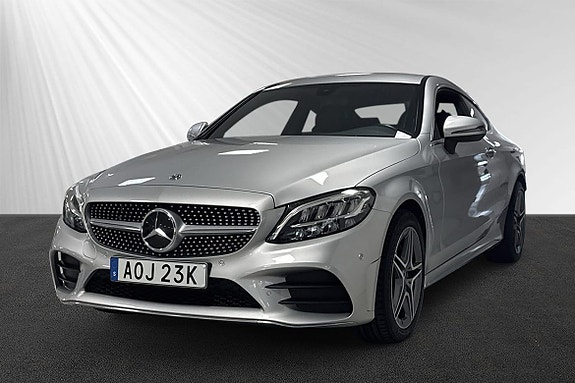 Mercedes-Benz C200 4 of 9