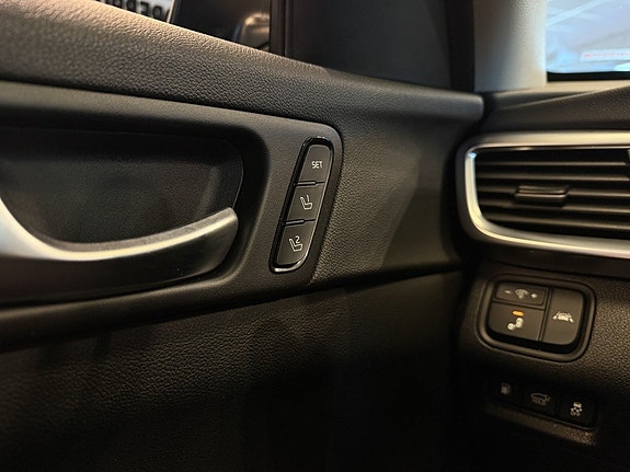 Kia Optima 18 of 29