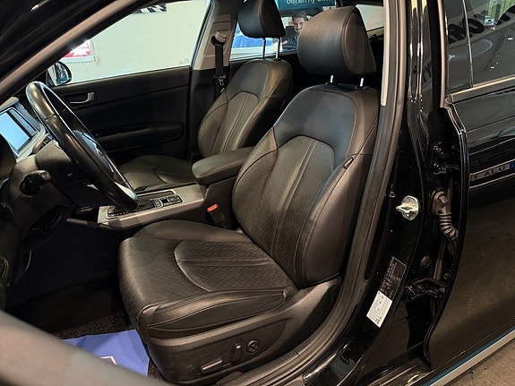 Kia Optima 10 of 29
