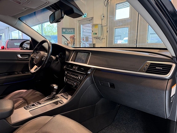 Kia Optima 9 of 29