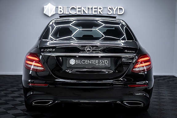 Mercedes-Benz E220 d 10 of 27