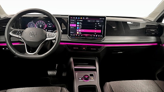 Volkswagen Tiguan 10 of 12