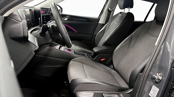 Volkswagen Tiguan 8 of 12