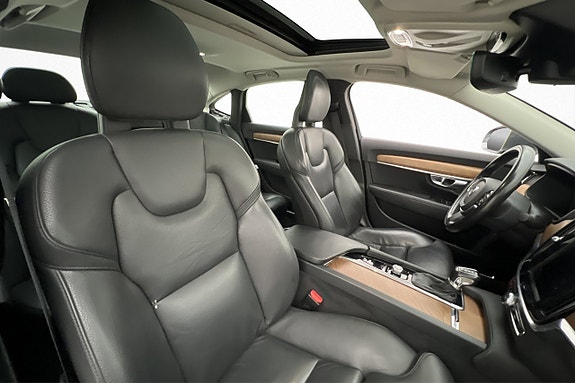 Volvo S90 11 of 30
