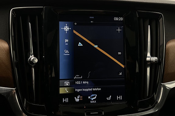 Volvo S90 18 of 30