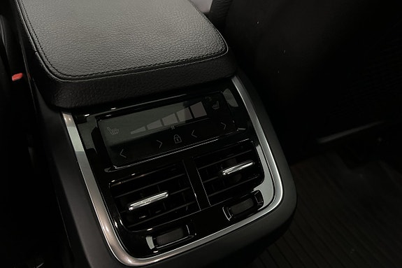 Volvo S90 22 of 30