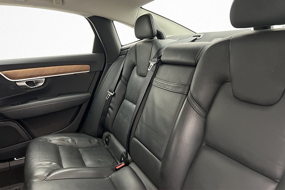 Volvo S90 12 of 30