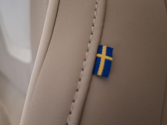 Volvo ES90 14 of 16