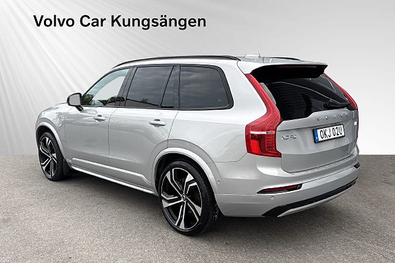 Volvo XC90 5 of 26