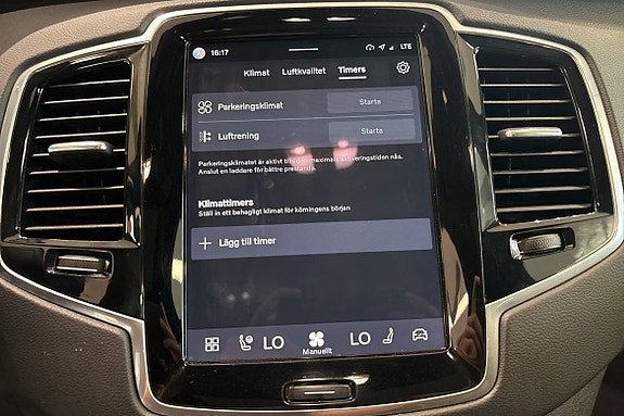 Volvo XC90 28 of 30