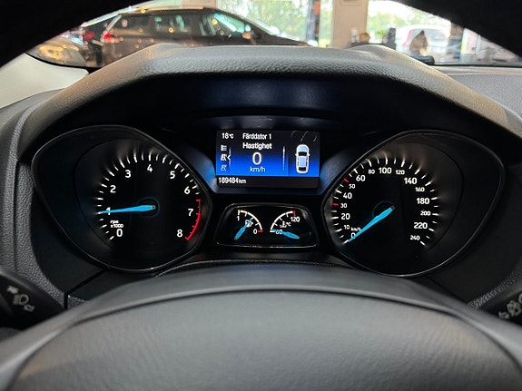 Ford Focus 9 of 16