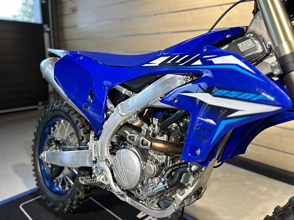 Yamaha WR250F/Endast 7 Mil! / Icon Blue / ECU-låsning / KYB-fjädring 10 of 15