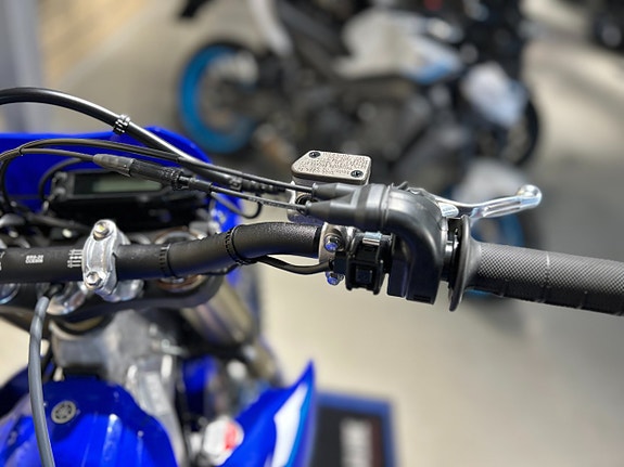 Yamaha WR250F/Endast 7 Mil! / Icon Blue / ECU-låsning / KYB-fjädring 12 of 15