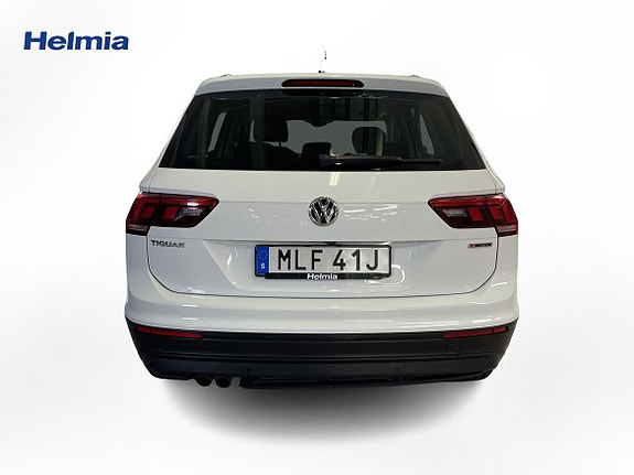 Volkswagen Tiguan 5 of 17