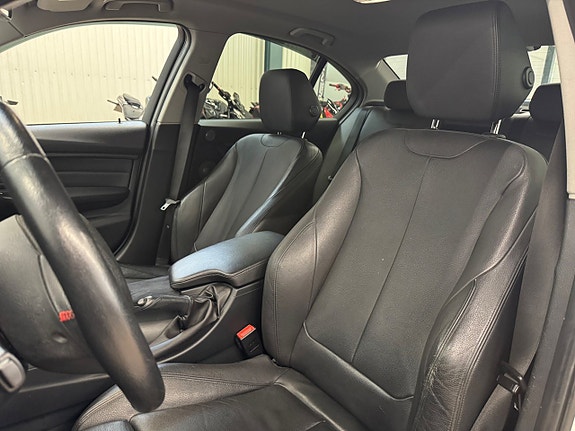 BMW 320d 9 of 16