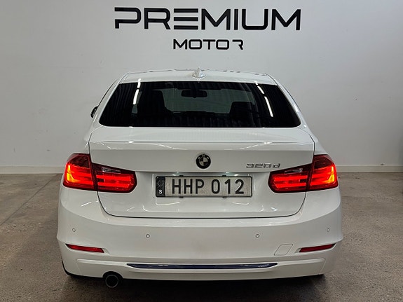 BMW 320d 6 of 16