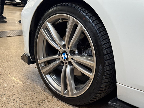 BMW 320d 8 of 16