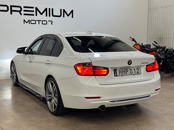 BMW 320d 5 of 16