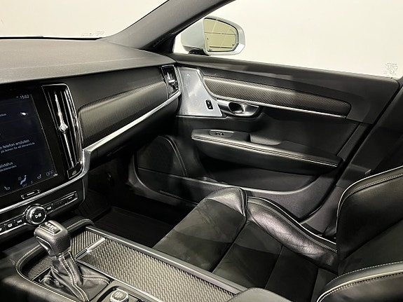 Volvo V90 16 of 22