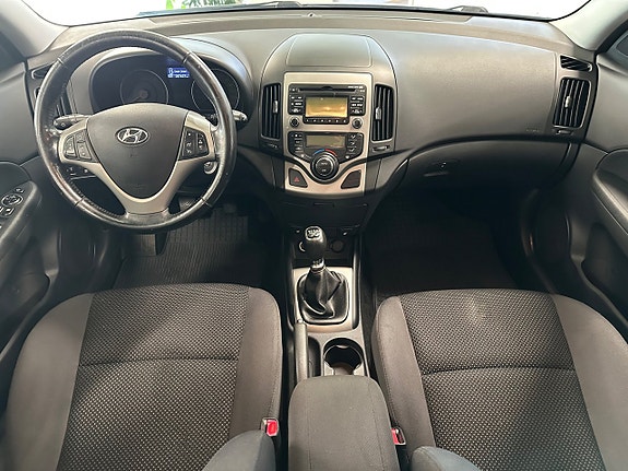 Hyundai i30 7 of 12