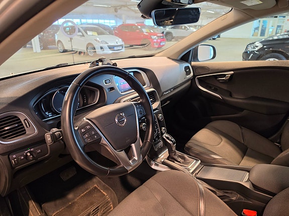 Volvo V40 Cross Country 4 of 4