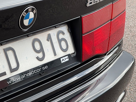 BMW 840i 7 of 28
