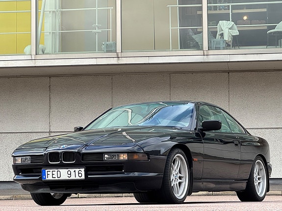 BMW 840i 3 of 28