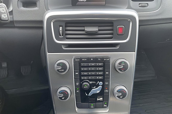 Volvo V60 21 of 23