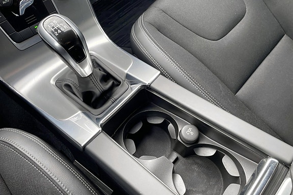 Volvo V60 22 of 23