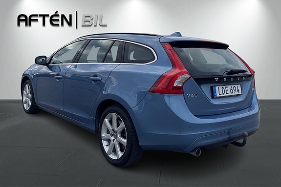 Volvo V60 8 of 23