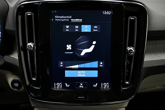Volvo XC40 28 of 29